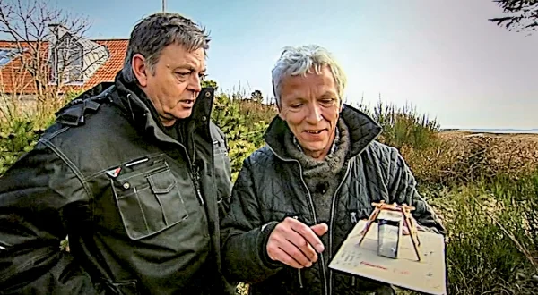 Mens vi venter på at dø - Bygger vi et kontroltårn