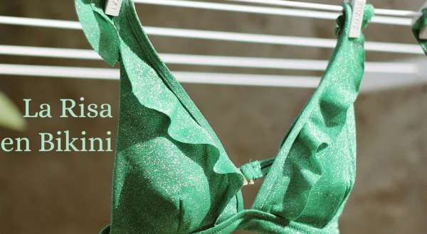 La Risa en Bikini