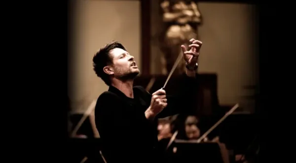 Warsaw Philharmonic Orchestra, Krzysztof Urbański: Tormis, Szymanowski, Stravinsky