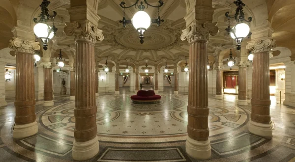 Glanz und Pracht – Die Pariser Oper Garnier