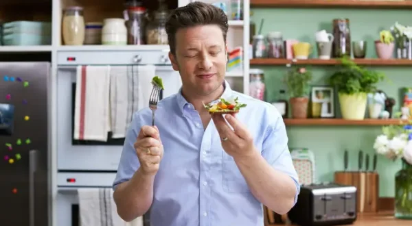 Jamie Oliver Genial Gesund: Superfood for Family and Friends