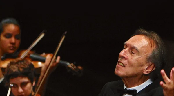 Claudio Abbado conducts Mahler's Symphony No.2 at the Lucerne Festival