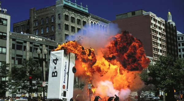 Explosiv – Blown Away