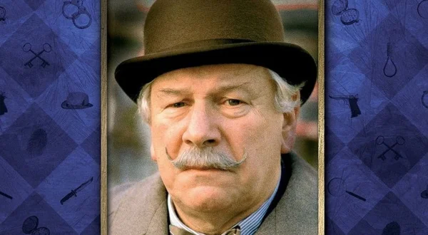 Agatha Christie: Tretten til bords