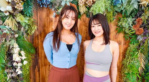 美女と一緒に極上ストレッチ