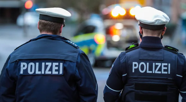 Speed Cops – Poser und Raser im Visier