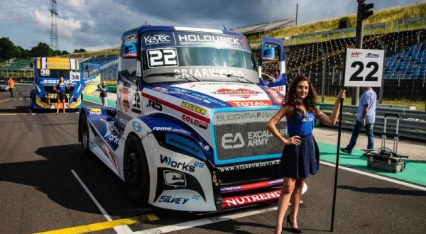 Racing magazine