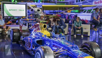 Talk im Hangar-7
