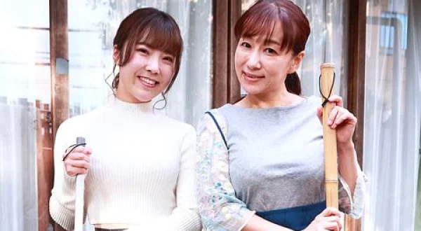 ★田舎に引っ越した巨乳母娘が野蛮な村人たちに犯されて…