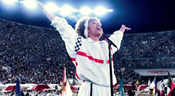 Whitney Houston: I Wanna Dance with Somebody