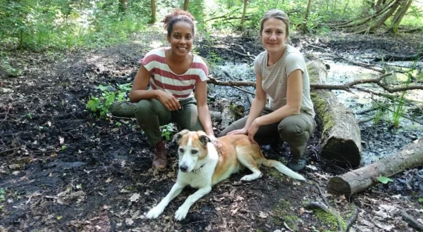 Pia und die wilde Natur