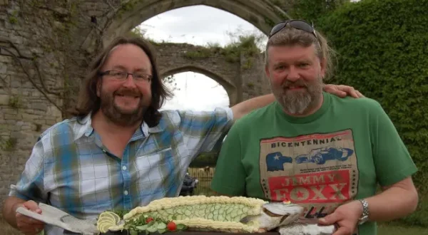 The Hairy Bikers: Mums Know Best