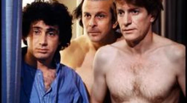 Trois hommes et un couffin
