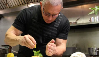 Restaurant: Impossible