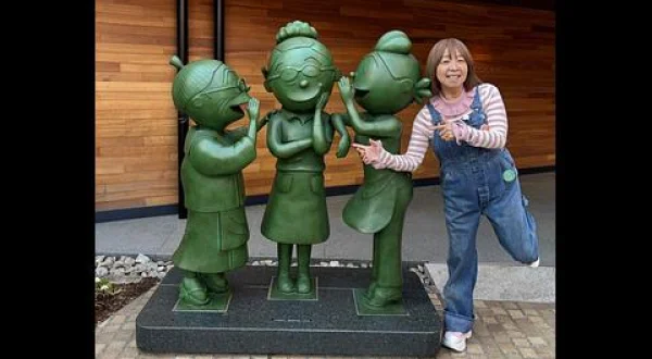 イルカ、サザエに会いにいく～原作80周年、長谷川町子こだわりの世界～