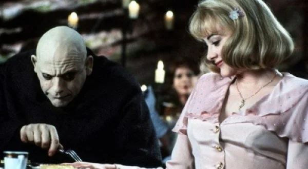 VALORILE FAMILIEI ADDAMS | ADDAMS FAMILY VALUES