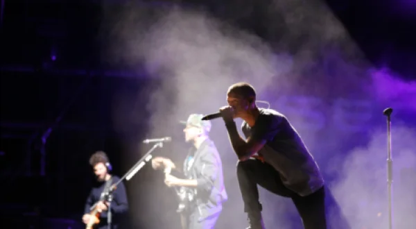 Linkin Park - Linkin Park - Road To Revolution