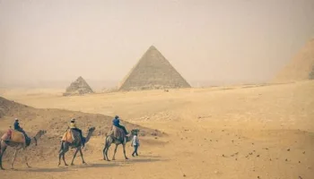 Pyramides : les mystères révélés