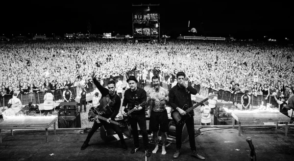 Fall Out Boy - Boys of Zummer: Live In Chicago