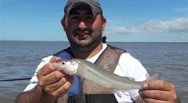 Hombres de pesca