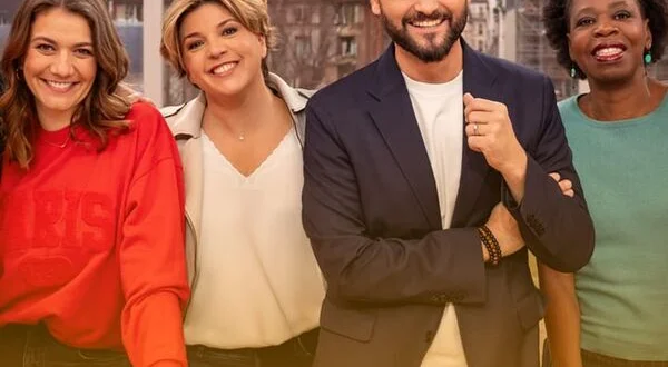 Bonjour ! Avec vous