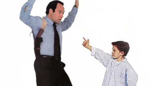 Il Bambino E Il Poliziotto