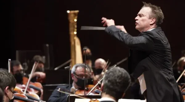 Mahler: Symphony No.5 -- Orchestre Suisse Romande, Jonathan Nott