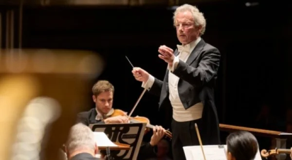 Franz Welser - Möst dirige Mahler, con la Orquesta de Cleveland & Simon Keenlyside | Möst dirige Mahler, con la Orquesta de Cleveland & Simon Keenlyside