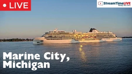 Marine City - St. Clair River Ship Traffic