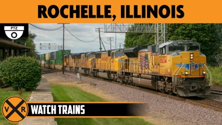 Rochelle, Illinois - BNSF & UP Train Crossing