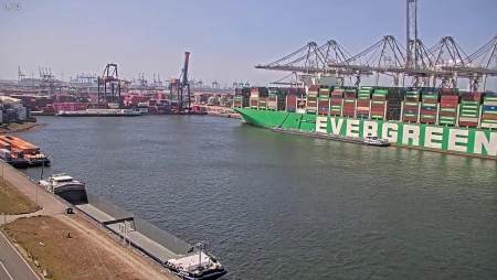 Port of Rotterdam - Amazonehaven West