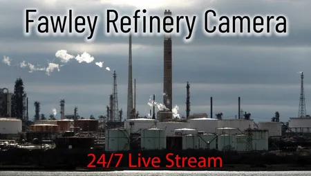 Fawley Refinery - ExxonMobil Flares and Southampton Water - مشاهدة التلفزيون عبر الإنترنت مجانًا | بث مباشر للقنوات التلفزيونية