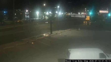 Gebhardt Insurance Traffic Cam - Round Trip Bike Shop